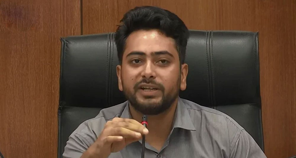 প্রস্তুতির সুযোগ না দিয়ে বাঁধ খুলে দেওয়া অমানবিক : নাহিদ